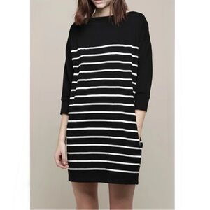 Band Of Outsiders Black White Striped Knit 3/4 Sleeve Relaxed Shirtdress Medium